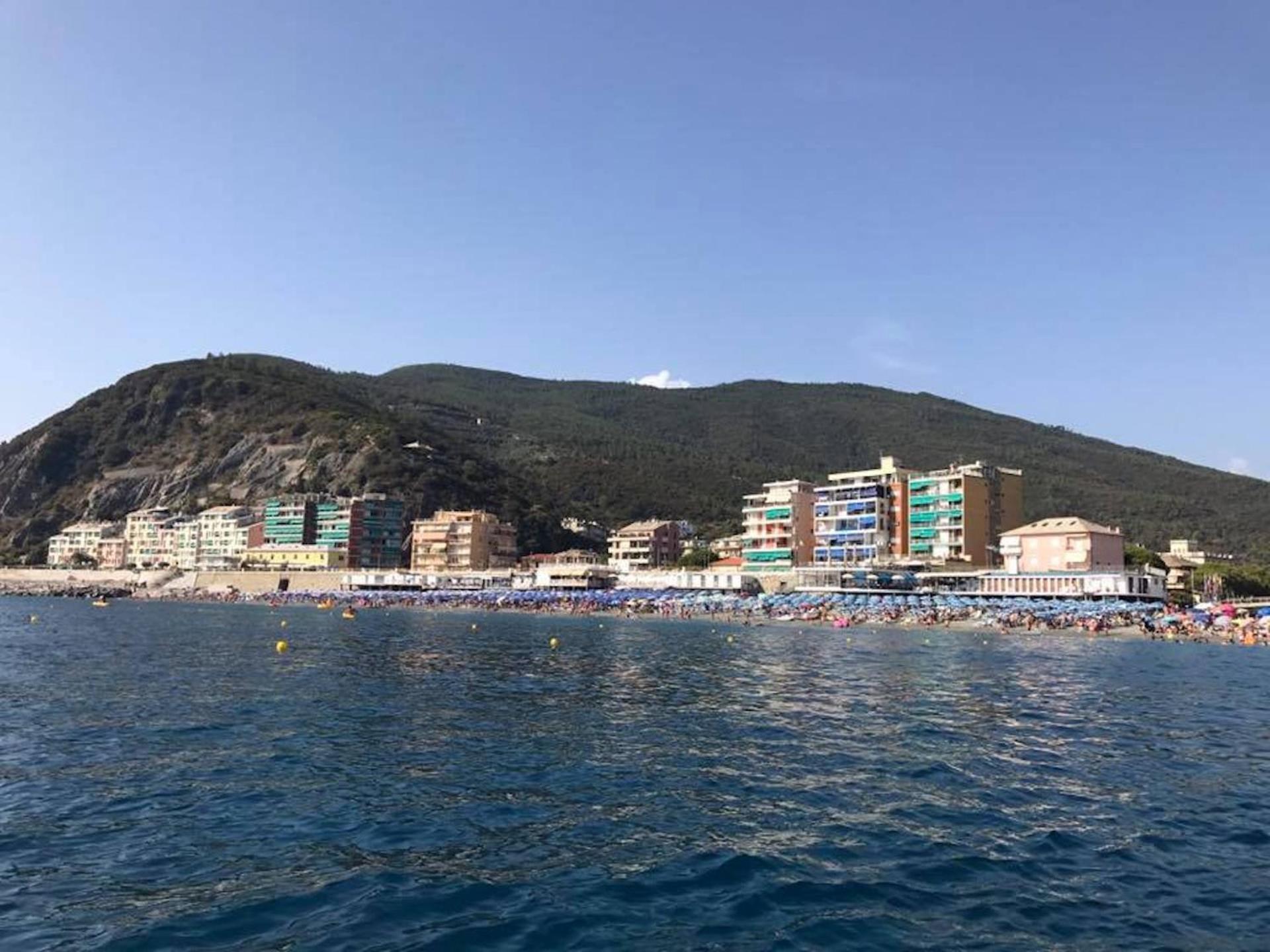 Tinetto Brezza Di Mare Apartman Deiva Marina Kültér fotó