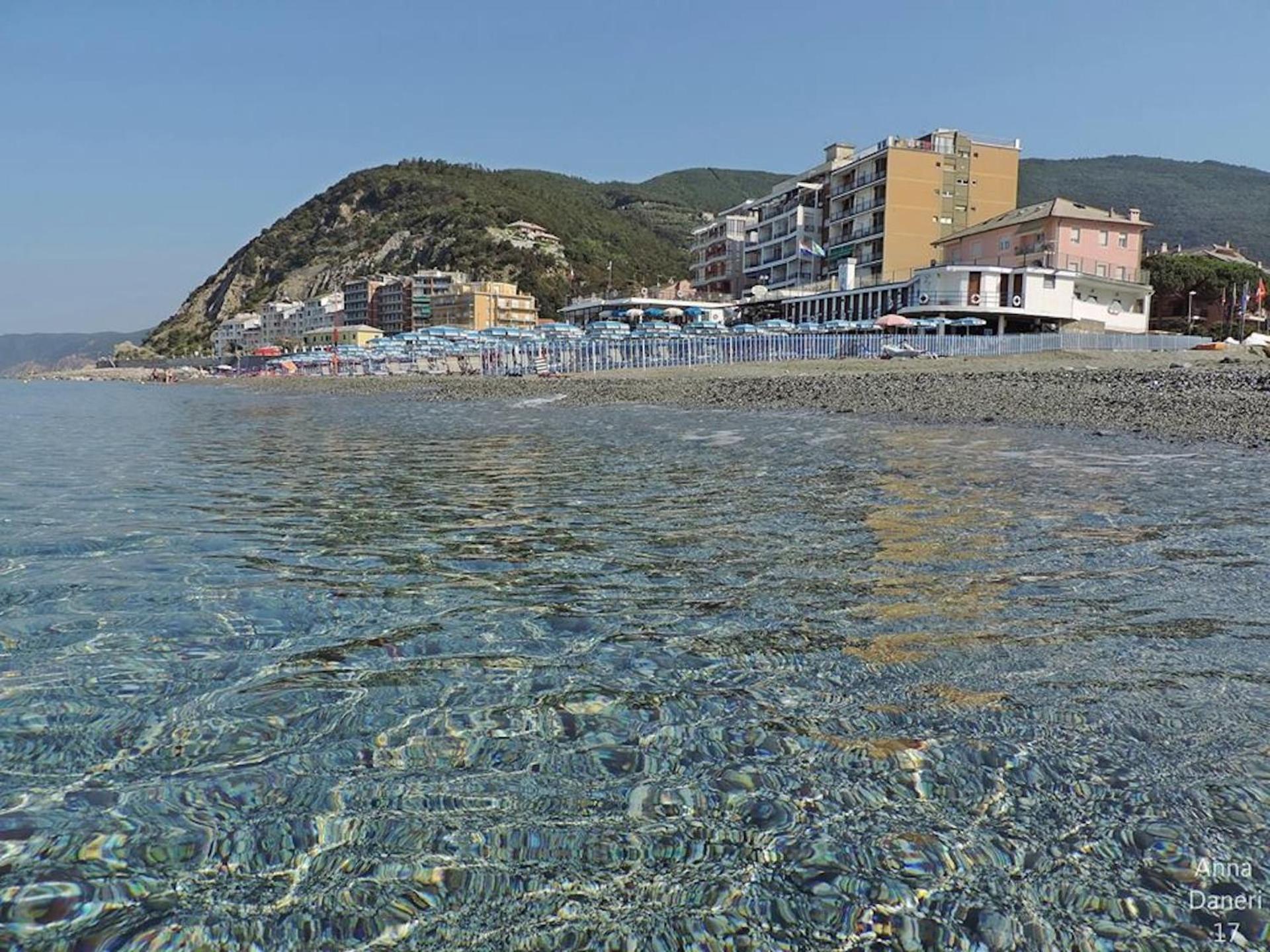 Tinetto Brezza Di Mare Apartman Deiva Marina Kültér fotó