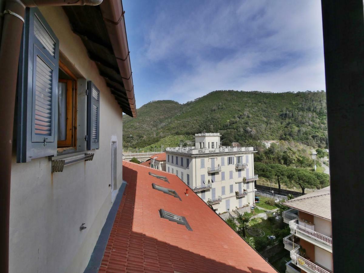 Tinetto Brezza Di Mare Apartman Deiva Marina Kültér fotó